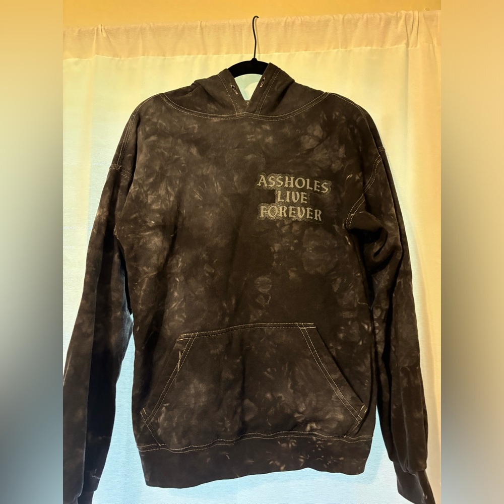 Sweatshirt only been worn once XS